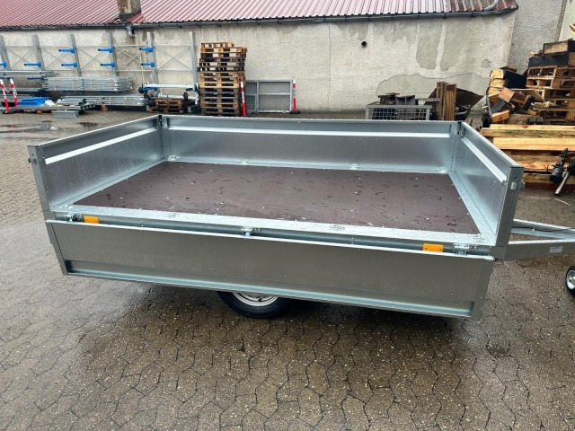 Neptun GN131, N13-263 KPS, 1300 kg 2630 x 1450 x 400 mm - Avtomobilska prikolica: slika 1 Neptun GN131, N13-263 KPS, 1300 kg 2630 x 1450 x 400 mm - Avtomobilska prikolica: slika 1