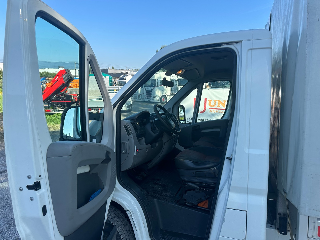 FIAT Ducato 17q 2.3 JTD Hebebühne - Dostavno vozilo s ponjavo: slika 3 FIAT Ducato 17q 2.3 JTD Hebebühne - Dostavno vozilo s ponjavo: slika 3