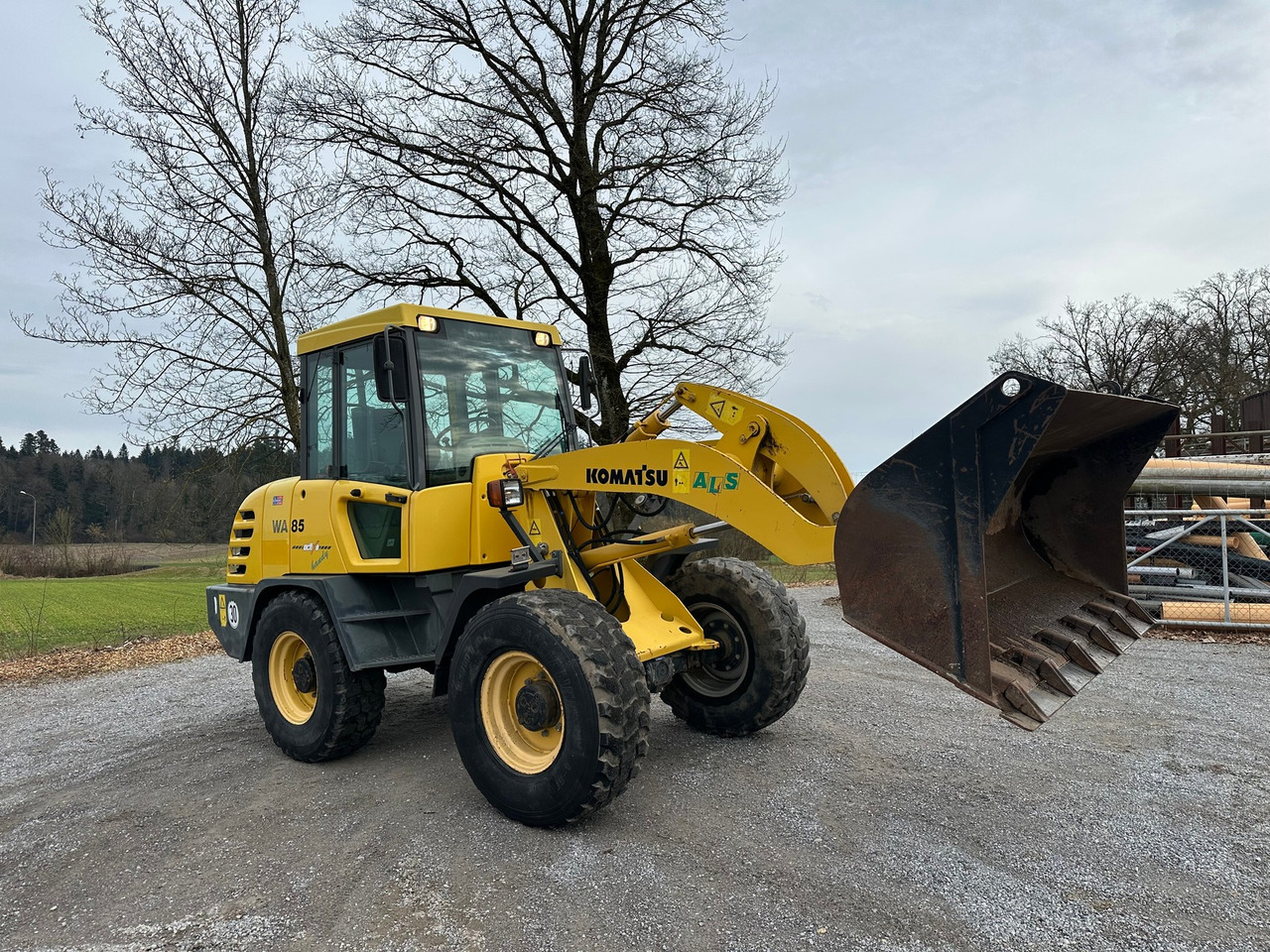 KOMATSU WA 85 3 - Kolesni nakladalec: slika 2 KOMATSU WA 85 3 - Kolesni nakladalec: slika 2