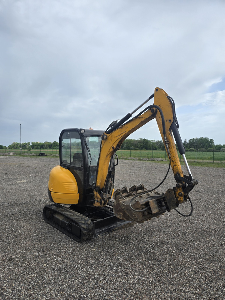 JCB 8026 CTS - Mini bager: slika 1 JCB 8026 CTS - Mini bager: slika 1