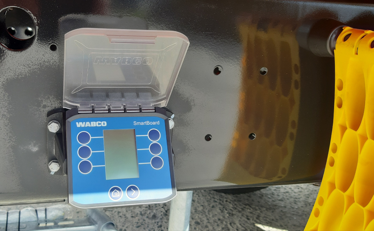 MEILLER MZDA 1822 M / Y / ZVEDACÍ NÁPRAVA * LIFTACHSE / PLACHTA * PLANE / WABCO SmartBoard - Kiper prikolica: slika 3 MEILLER MZDA 1822 M / Y / ZVEDACÍ NÁPRAVA * LIFTACHSE / PLACHTA * PLANE / WABCO SmartBoard - Kiper prikolica: slika 3