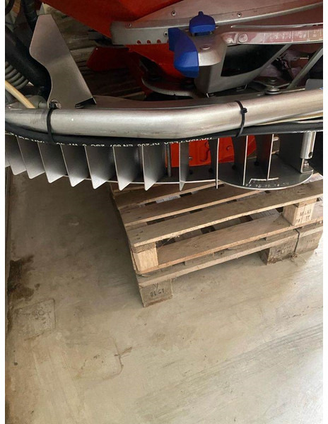 Kuhn Axis 40.1 W - Trosilnik gnojila: slika 3 Kuhn Axis 40.1 W - Trosilnik gnojila: slika 3