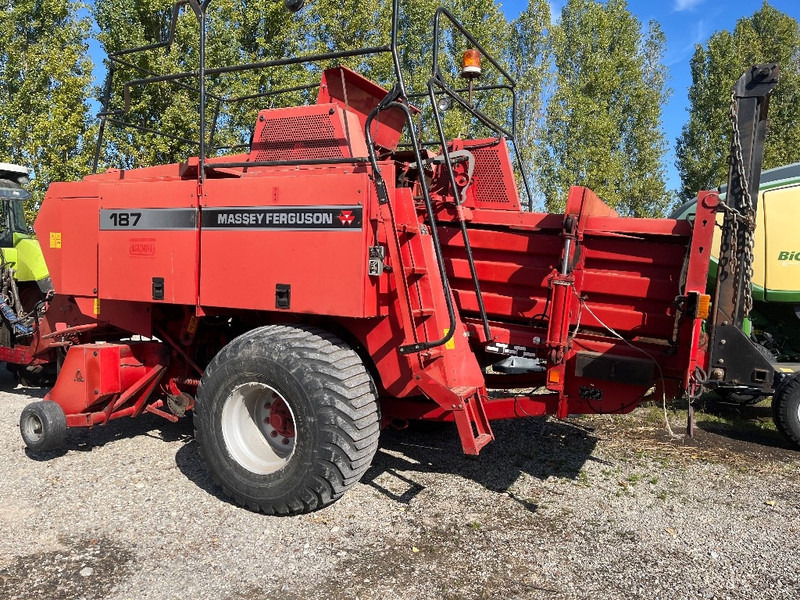 Massey Ferguson 187 - Balirka za kvadratne bale: slika 2 Massey Ferguson 187 - Balirka za kvadratne bale: slika 2