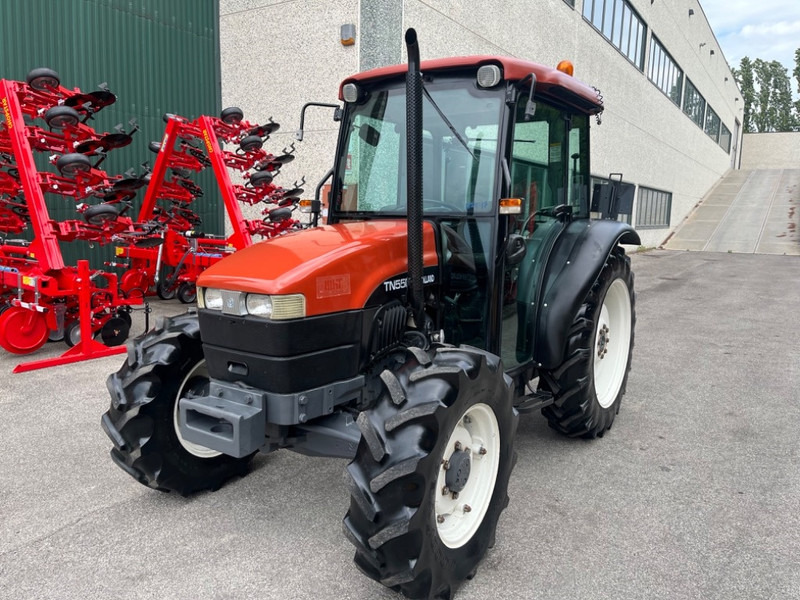 New Holland TN 55 D - Traktor: slika 1 New Holland TN 55 D - Traktor: slika 1