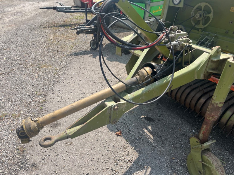 Wolagri Columbia R12 2000 Super - Balirka za okrogle bale: slika 5 Wolagri Columbia R12 2000 Super - Balirka za okrogle bale: slika 5