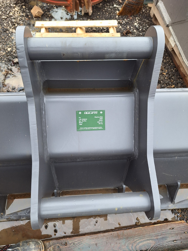 BALAVTO Slope bucket 1600 mm Volvo S60 - Žlica: slika 3 BALAVTO Slope bucket 1600 mm Volvo S60 - Žlica: slika 3