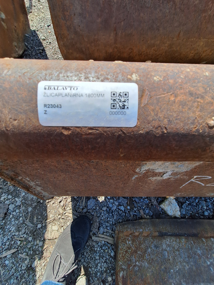 Ditch cleaning bucket 1800 mm S60 for 8-12 ton excavators - Žlica za bager za Gradbeni stroj: slika 5 Ditch cleaning bucket 1800 mm S60 for 8-12 ton excavators - Žlica za bager za Gradbeni stroj: slika 5