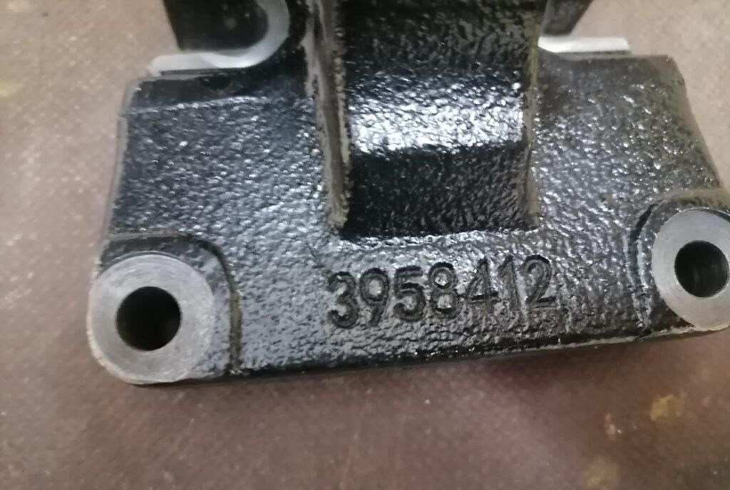 Fan support for Cummins engines - Motor in deli za Bager: slika 3 Fan support for Cummins engines - Motor in deli za Bager: slika 3