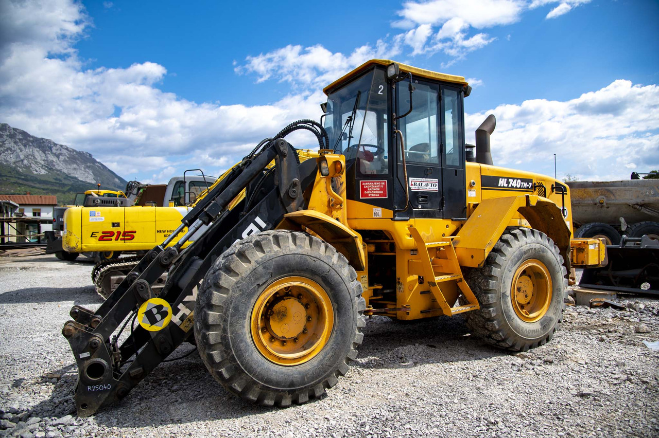 HYUNDAI HL740TM-7 for parts - Kolesni nakladalec: slika 2 HYUNDAI HL740TM-7 for parts - Kolesni nakladalec: slika 2