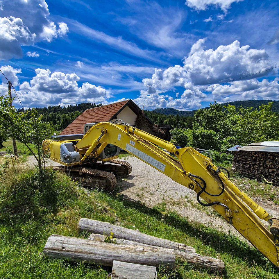 New Holland Kobelco E215 - Bager goseničar: slika 3 New Holland Kobelco E215 - Bager goseničar: slika 3