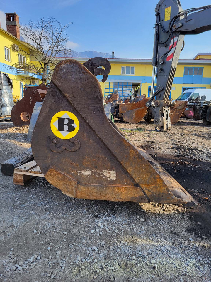 Slope bucket 2000 mm - Žlica za bager: slika 2 Slope bucket 2000 mm - Žlica za bager: slika 2