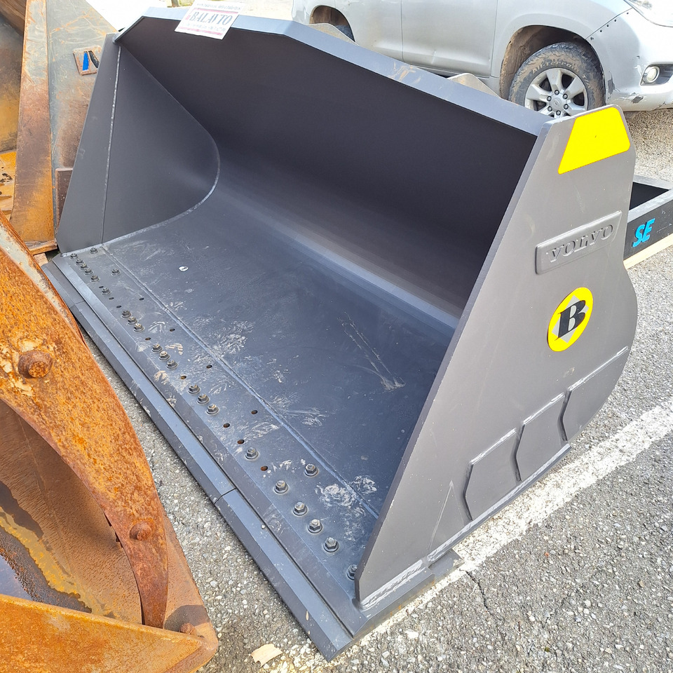 VOLVO 2880 mm for 18-22 ton wheel loaders - Žlica za nakladalnik za Gradbeni stroj: slika 1 VOLVO 2880 mm for 18-22 ton wheel loaders - Žlica za nakladalnik za Gradbeni stroj: slika 1