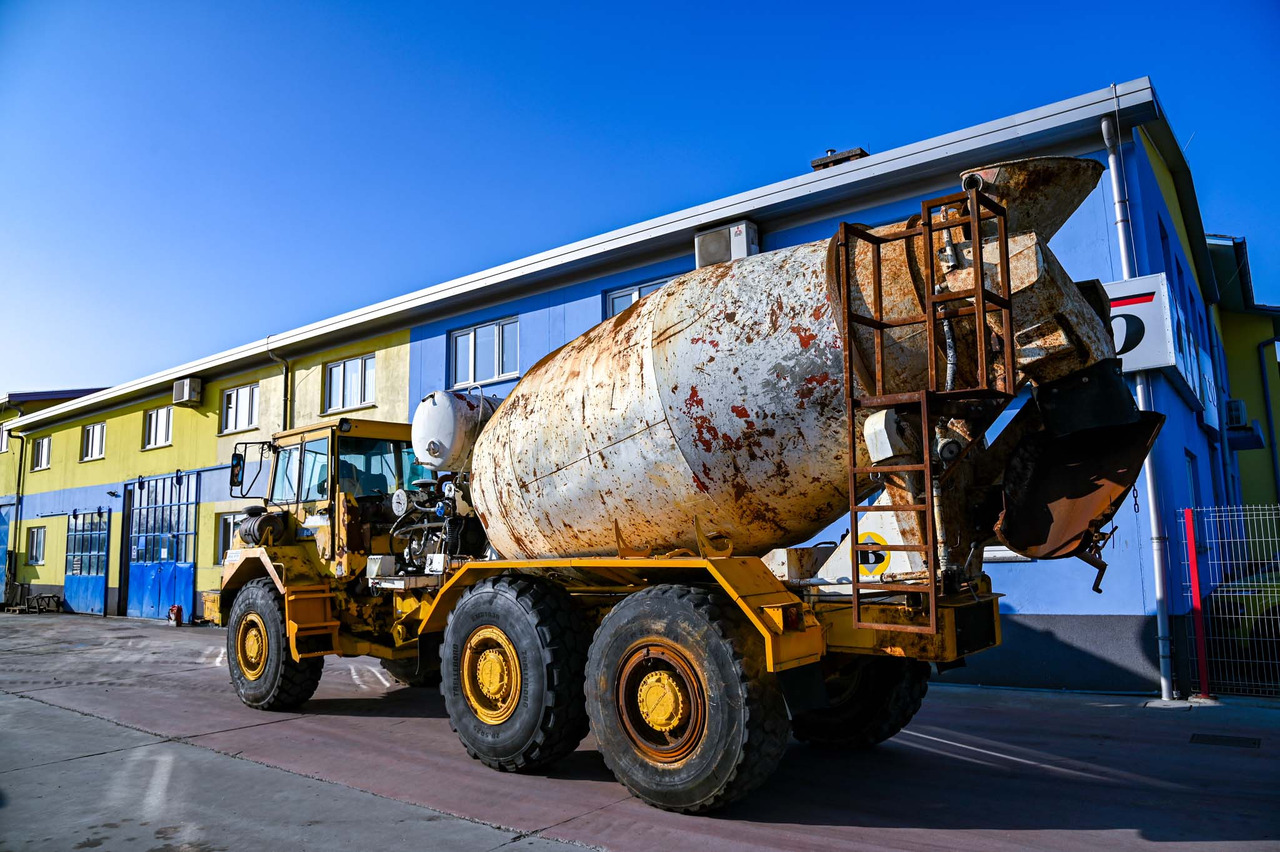 VOLVO A25C 6X6 - Avtomešalec: slika 4 VOLVO A25C 6X6 - Avtomešalec: slika 4