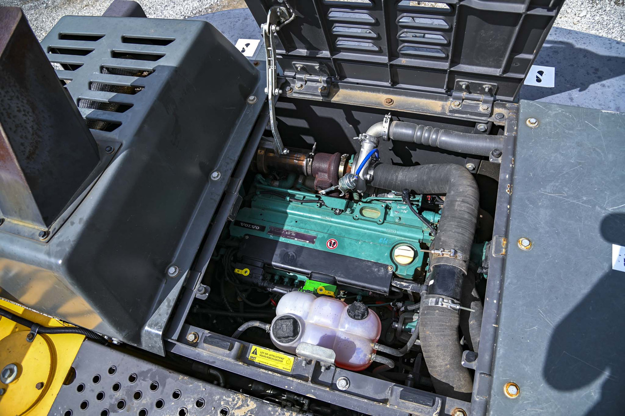 VOLVO EC220EL lizing VOLVO EC220EL: slika 41 VOLVO EC220EL lizing VOLVO EC220EL: slika 41