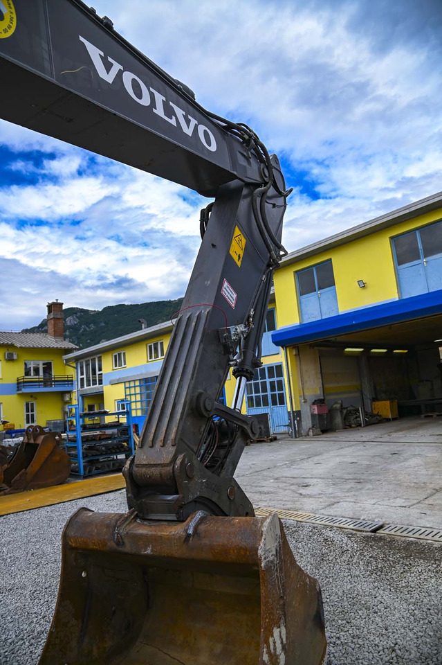 VOLVO EC220EL lizing VOLVO EC220EL: slika 23 VOLVO EC220EL lizing VOLVO EC220EL: slika 23