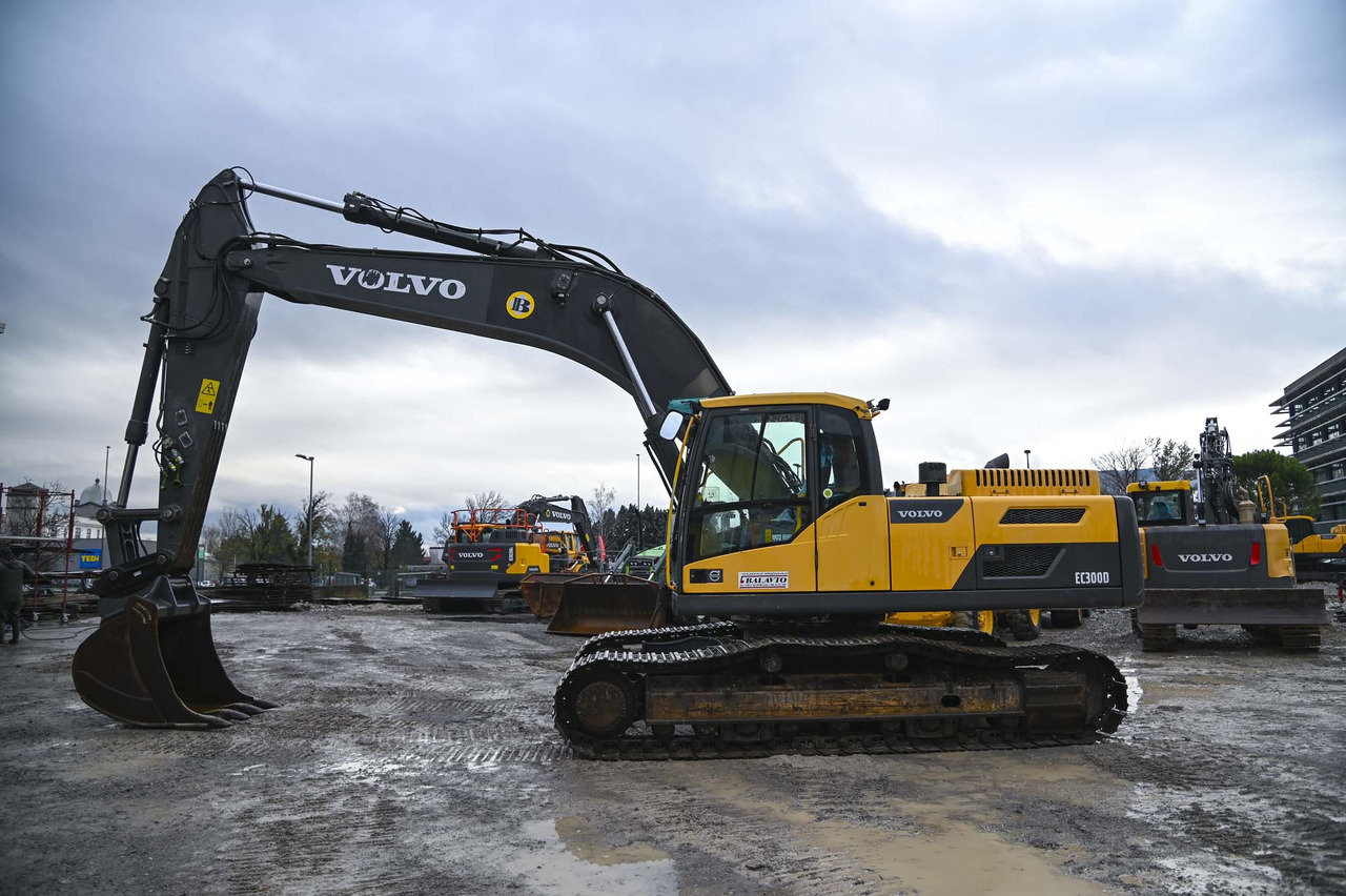 VOLVO EC300DNL - Bager goseničar: slika 2 VOLVO EC300DNL - Bager goseničar: slika 2