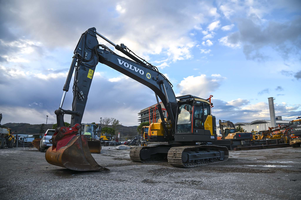 VOLVO ECR235EL - Bager goseničar: slika 1 VOLVO ECR235EL - Bager goseničar: slika 1