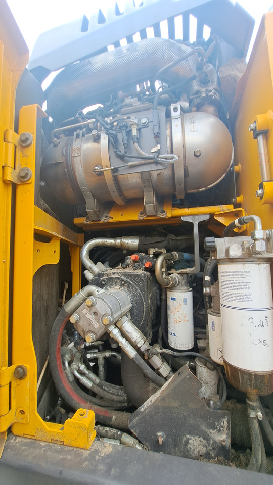 VOLVO EWR150E - Bager na kolesih: slika 4 VOLVO EWR150E - Bager na kolesih: slika 4