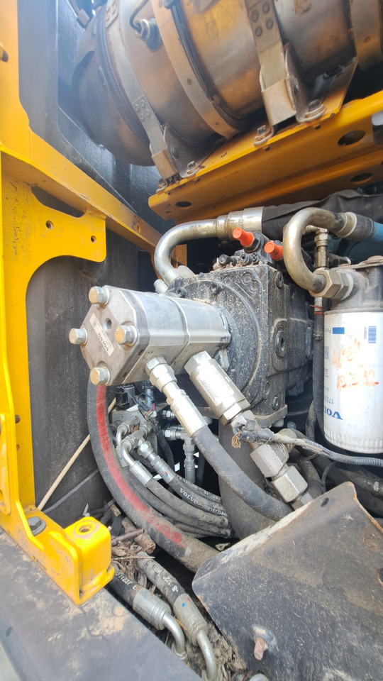 VOLVO EWR150E - Bager na kolesih: slika 5 VOLVO EWR150E - Bager na kolesih: slika 5