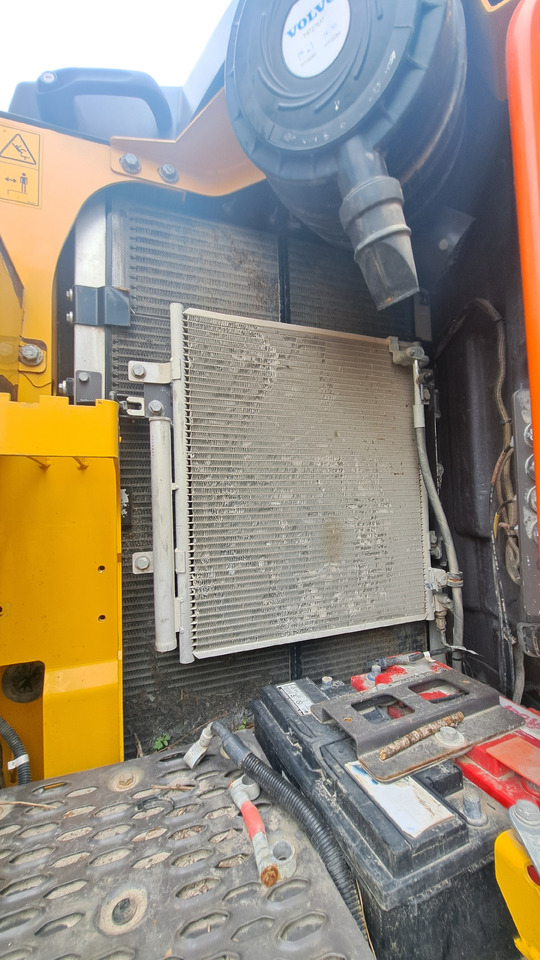 VOLVO EWR150E - Bager na kolesih: slika 2 VOLVO EWR150E - Bager na kolesih: slika 2