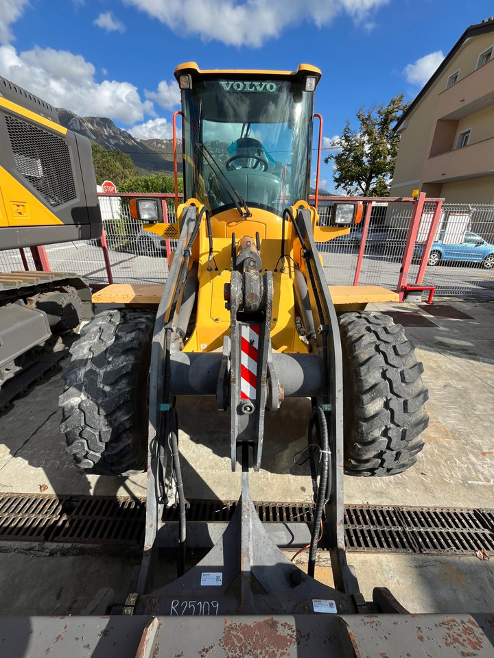 VOLVO L35B - Kolesni nakladalec: slika 5 VOLVO L35B - Kolesni nakladalec: slika 5