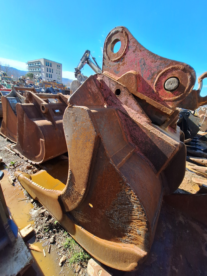 VTN Digging bucket 1300 mm Lehnhoff - Žlica za bager: slika 4 VTN Digging bucket 1300 mm Lehnhoff - Žlica za bager: slika 4