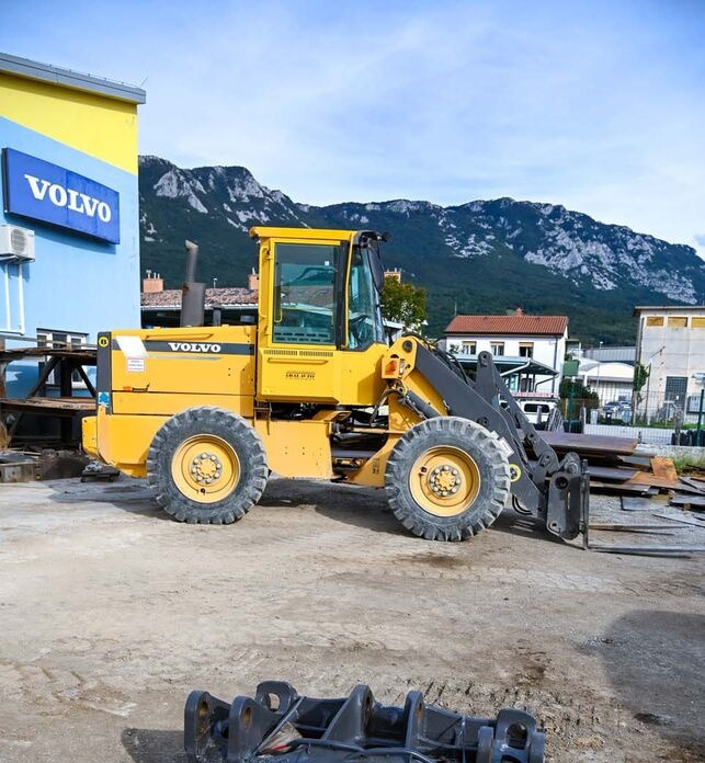 Volvo 11157386 for Volvo L70H, L90H - Hitra spojka za Kolesni nakladalec: slika 4 Volvo 11157386 for Volvo L70H, L90H - Hitra spojka za Kolesni nakladalec: slika 4