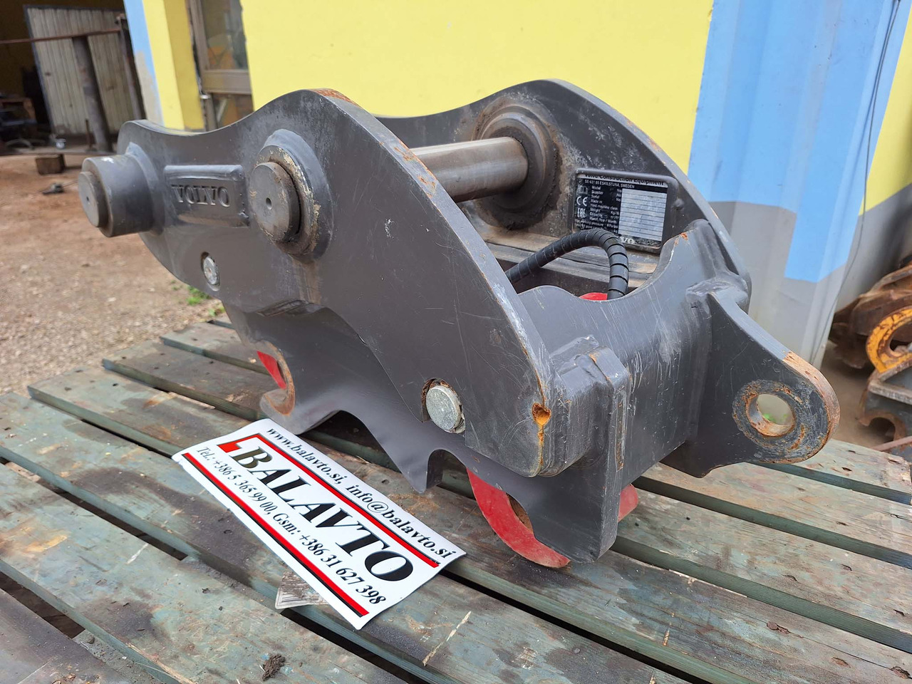 Volvo 14736062 Volvo EC140, ECR145, EW140 - Hitra spojka za Gradbeni stroj: slika 2 Volvo 14736062 Volvo EC140, ECR145, EW140 - Hitra spojka za Gradbeni stroj: slika 2