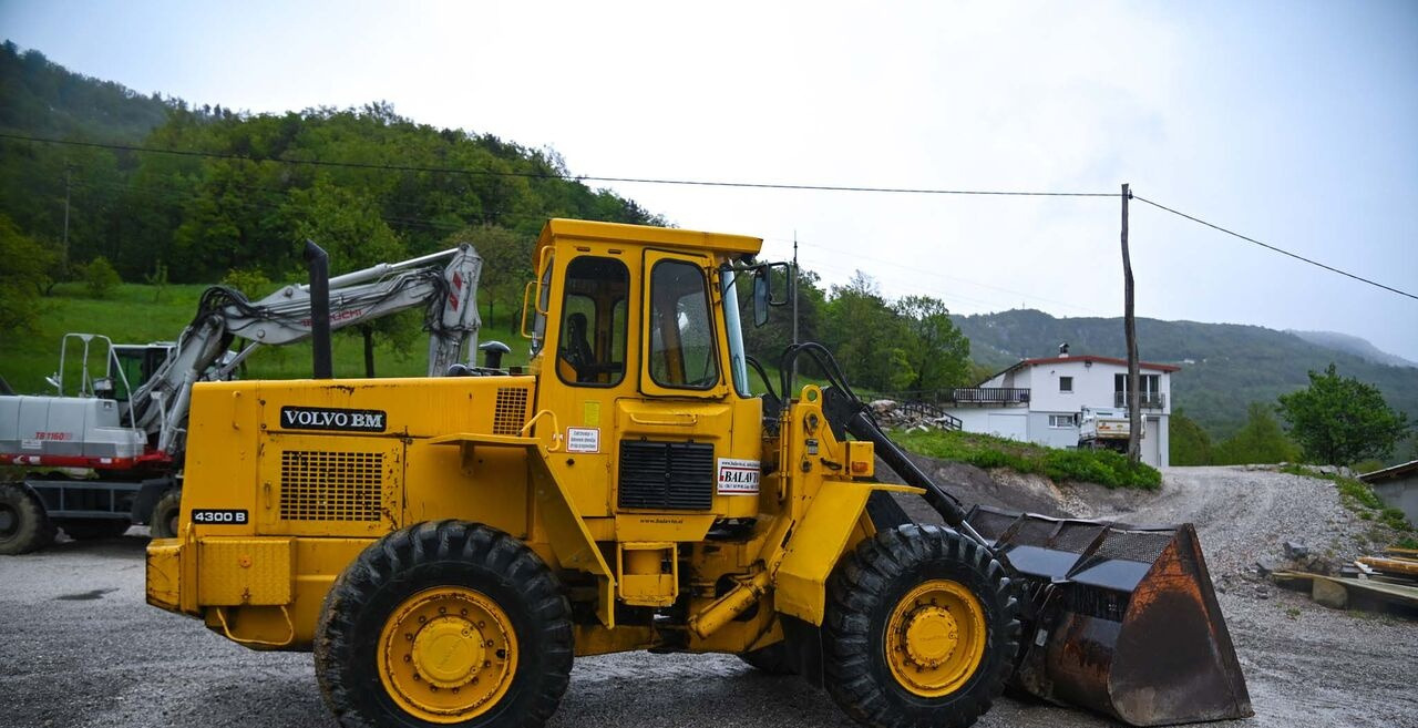 Volvo BM4300B - Kolesni nakladalec: slika 2 Volvo BM4300B - Kolesni nakladalec: slika 2