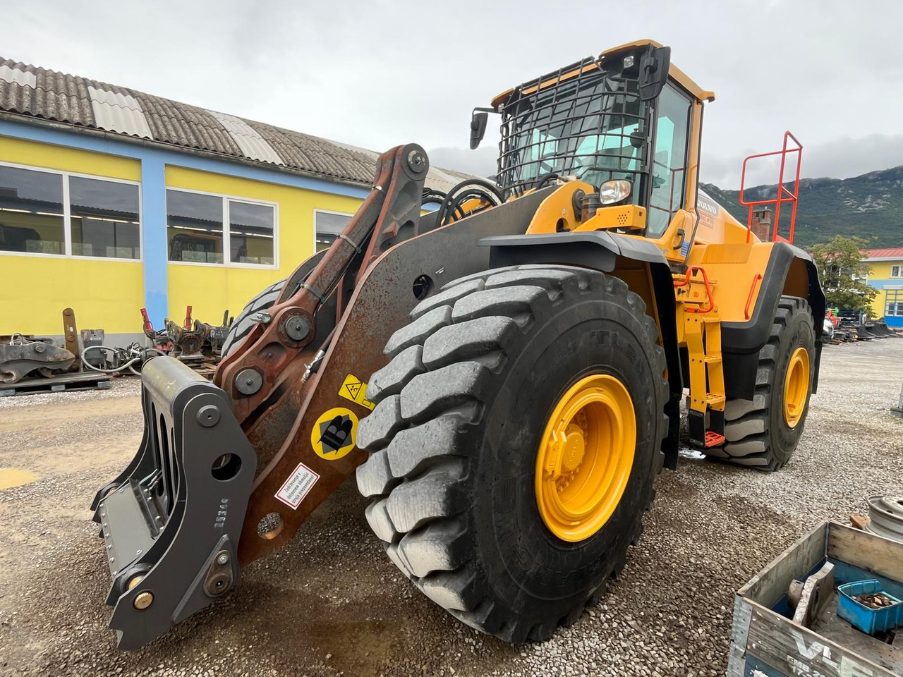 Volvo L220H - Kolesni nakladalec: slika 3 Volvo L220H - Kolesni nakladalec: slika 3
