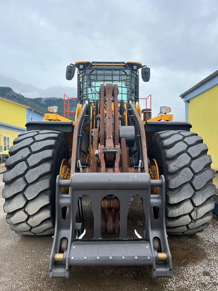 Volvo L220H - Kolesni nakladalec: slika 4 Volvo L220H - Kolesni nakladalec: slika 4