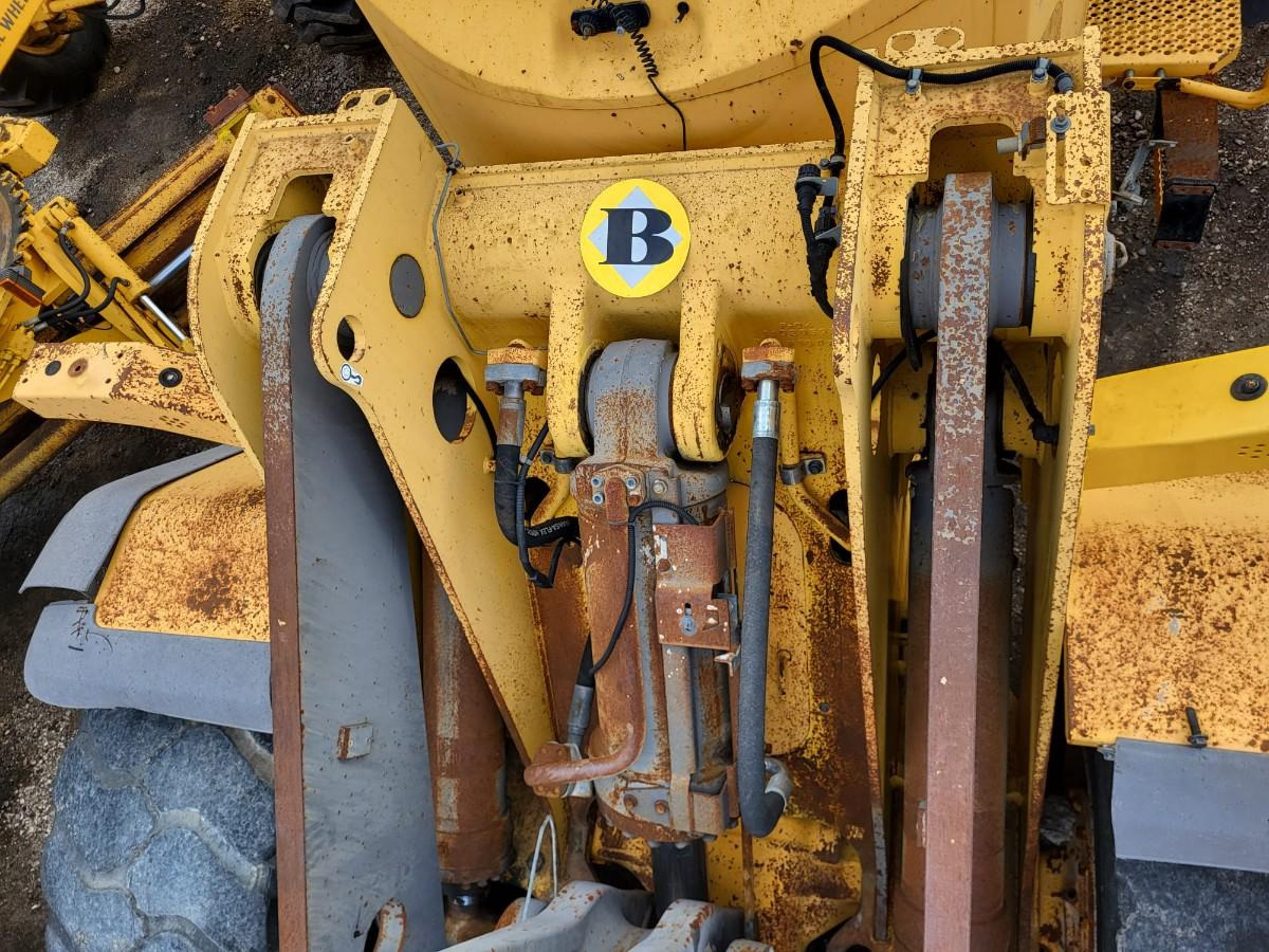 Volvo hydraulic cylinder - Hidravlični cilinder za Nakladalec: slika 3 Volvo hydraulic cylinder - Hidravlični cilinder za Nakladalec: slika 3