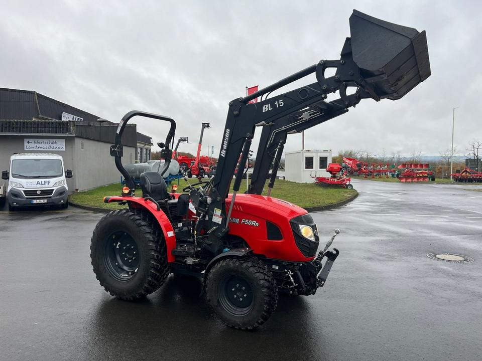 Branson F50RN Traktor, Frontlader, wenig Stunden, Fronthydraulik - Mini traktor: slika 3 Branson F50RN Traktor, Frontlader, wenig Stunden, Fronthydraulik - Mini traktor: slika 3