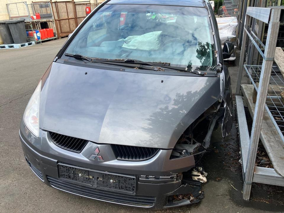Mitsubishi Colt Unfallfahrzeug - Avtomobil: slika 4 Mitsubishi Colt Unfallfahrzeug - Avtomobil: slika 4