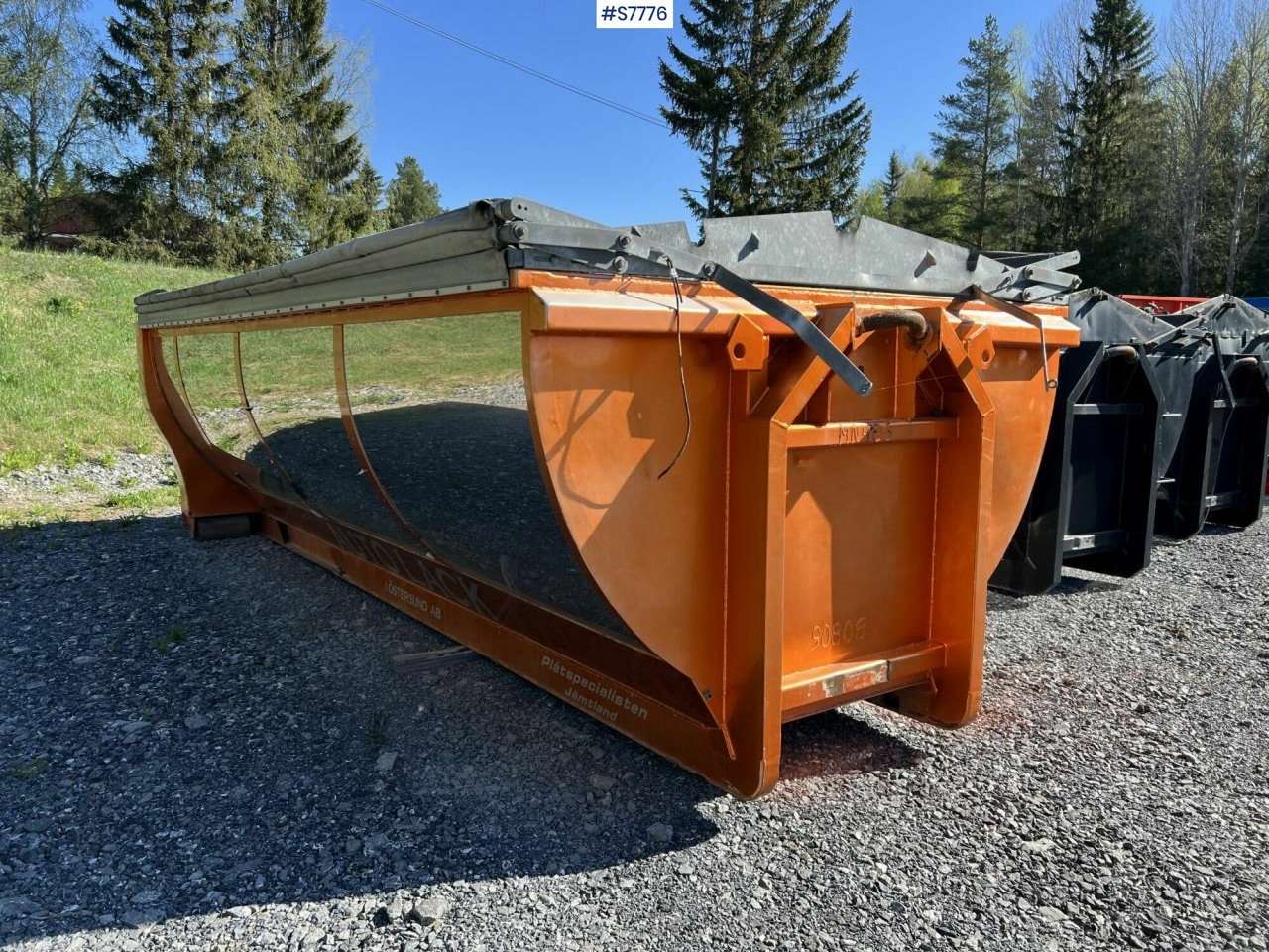 Balticum Frinab LV-13,5 Asphalt flatbed - Abrol kontejner: slika 1 Balticum Frinab LV-13,5 Asphalt flatbed - Abrol kontejner: slika 1