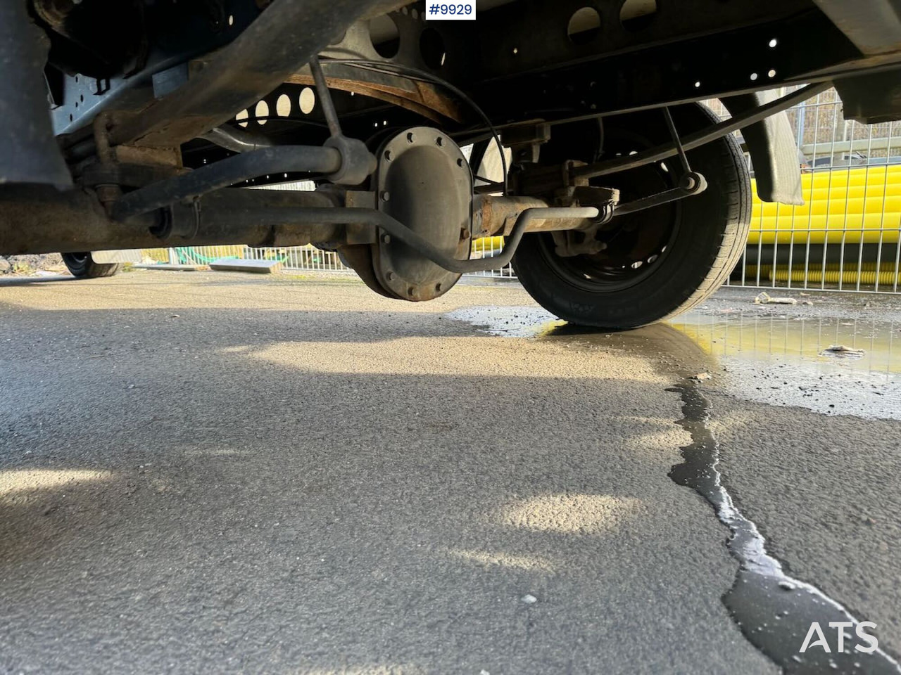 Dostavno vozilo z zabojnikom Box Truck Iveco Daily with Tail Lift: slika 17