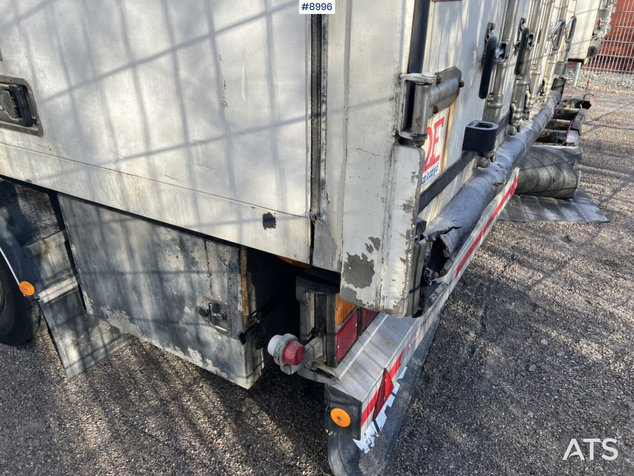 Box trailer EKERI L/L-4 - Prikolica zabojnik: slika 5 Box trailer EKERI L/L-4 - Prikolica zabojnik: slika 5