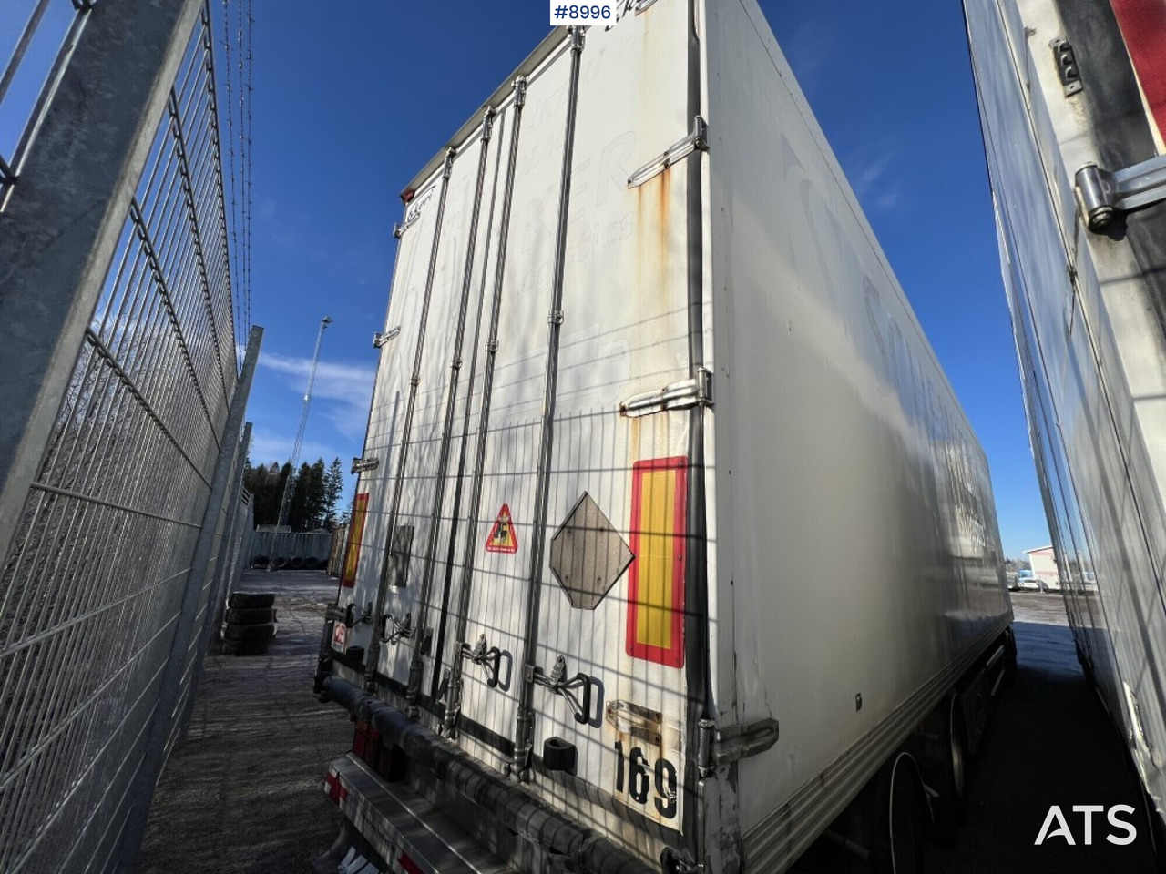 Box trailer EKERI L/L-4 - Prikolica zabojnik: slika 3 Box trailer EKERI L/L-4 - Prikolica zabojnik: slika 3