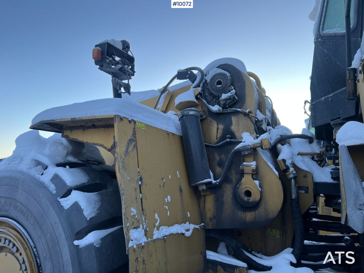 CAT 988 K Wheel Loader with Bucket lizing CAT 988 K Wheel Loader with Bucket: slika 20 CAT 988 K Wheel Loader with Bucket lizing CAT 988 K Wheel Loader with Bucket: slika 20