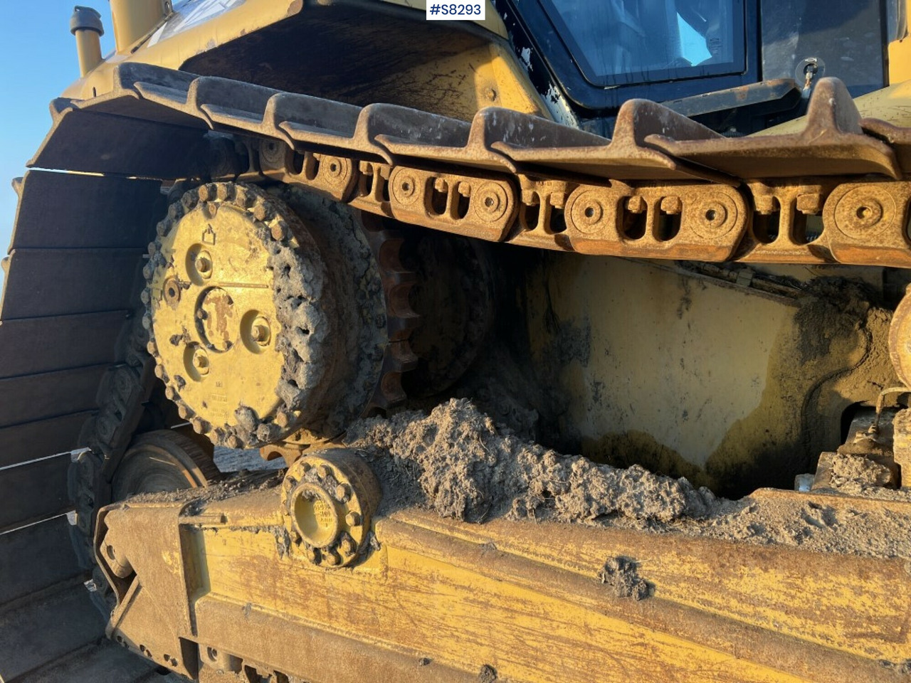 CAT CRAWLER DOZER D6N LGP with Icon gps80 Leica digging system (SEE VIDEO) - Buldožer: slika 5 CAT CRAWLER DOZER D6N LGP with Icon gps80 Leica digging system (SEE VIDEO) - Buldožer: slika 5