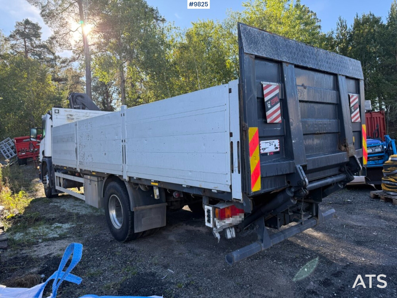 Crane truck Scania P94 230 with tail lift - Tovornjak s kesonom, Tovornjak z dvigalom: slika 3 Crane truck Scania P94 230 with tail lift - Tovornjak s kesonom, Tovornjak z dvigalom: slika 3