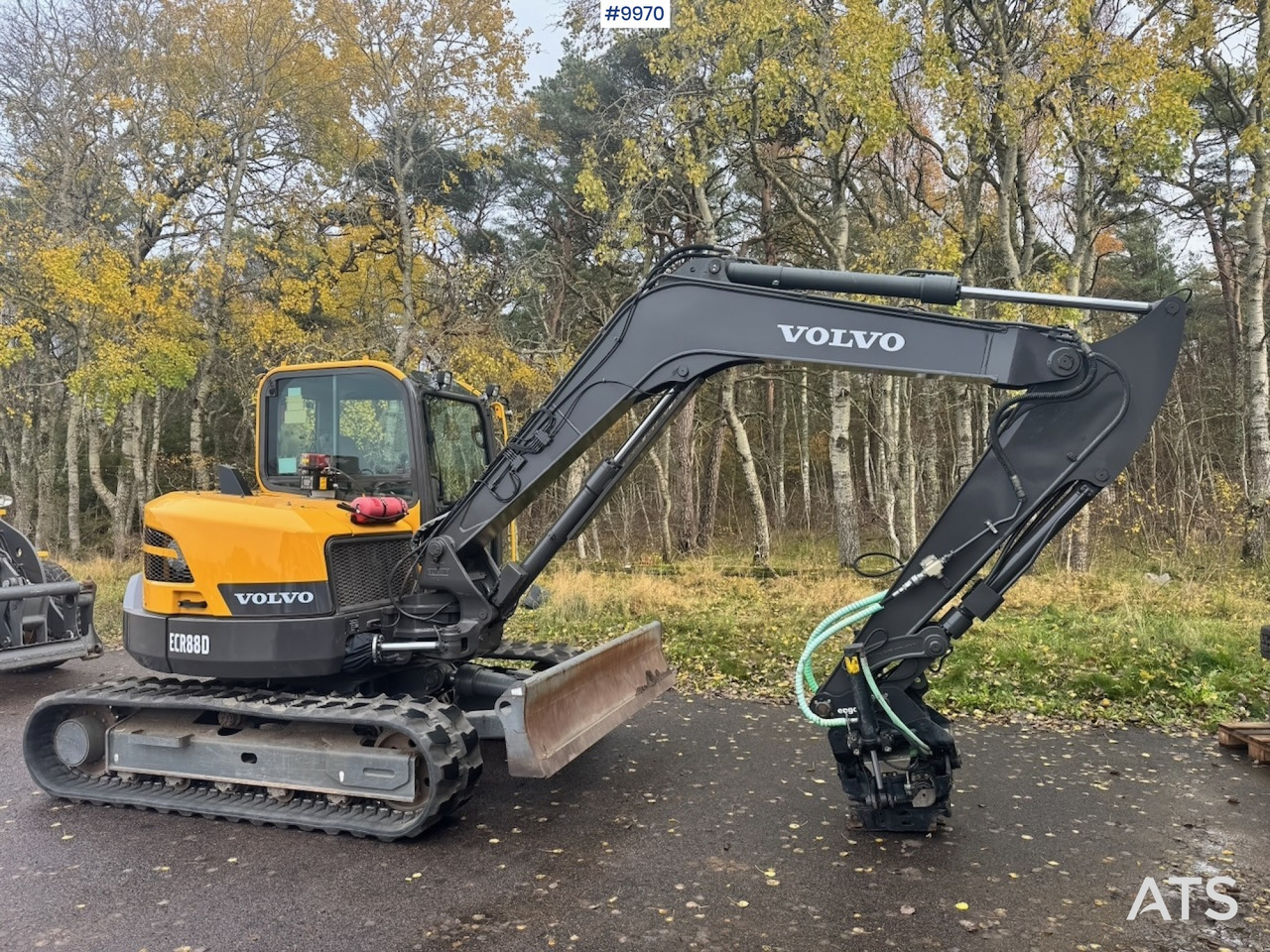 Volvo ECR88D crawler excavator with rotor tilt, 3 buckets, and ripper. 910 hours! - Drugi stroj: slika 1 Volvo ECR88D crawler excavator with rotor tilt, 3 buckets, and ripper. 910 hours! - Drugi stroj: slika 1