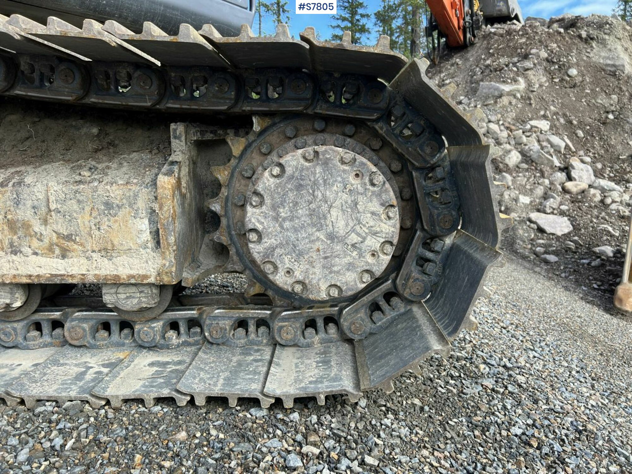 Excavator Hitachi ZX 210 LC-5B New tracks - Bager goseničar: slika 4 Excavator Hitachi ZX 210 LC-5B New tracks - Bager goseničar: slika 4