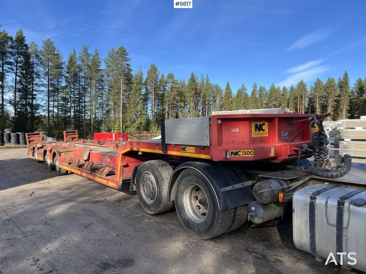 Forestry machine trailer NC FORESTRY TRAILER - Polprikolica avtotransporter: slika 1 Forestry machine trailer NC FORESTRY TRAILER - Polprikolica avtotransporter: slika 1