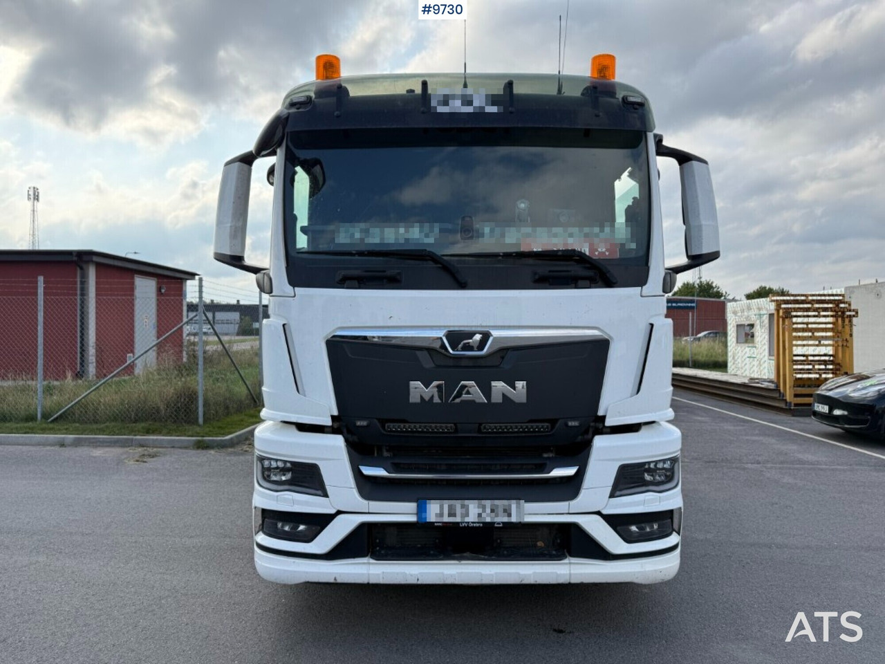 Hook lift MAN TGS 26.510 with crane flatbed and gravel flatbed - Kotalni prekucni tovornjak: slika 3 Hook lift MAN TGS 26.510 with crane flatbed and gravel flatbed - Kotalni prekucni tovornjak: slika 3