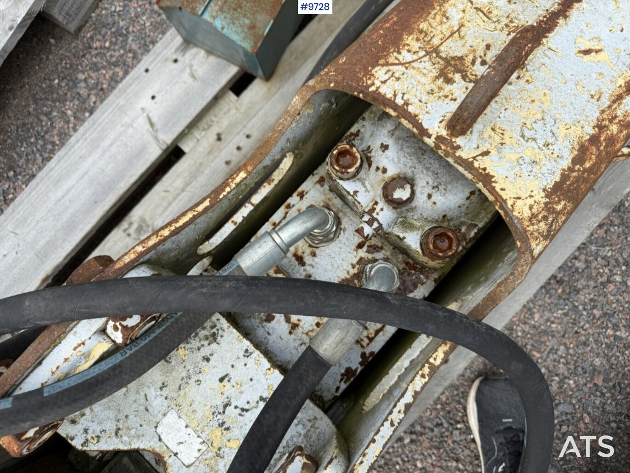 Hydraulic hammer Furukawa F9LN S45 - Hidravlično kladivo: slika 4 Hydraulic hammer Furukawa F9LN S45 - Hidravlično kladivo: slika 4