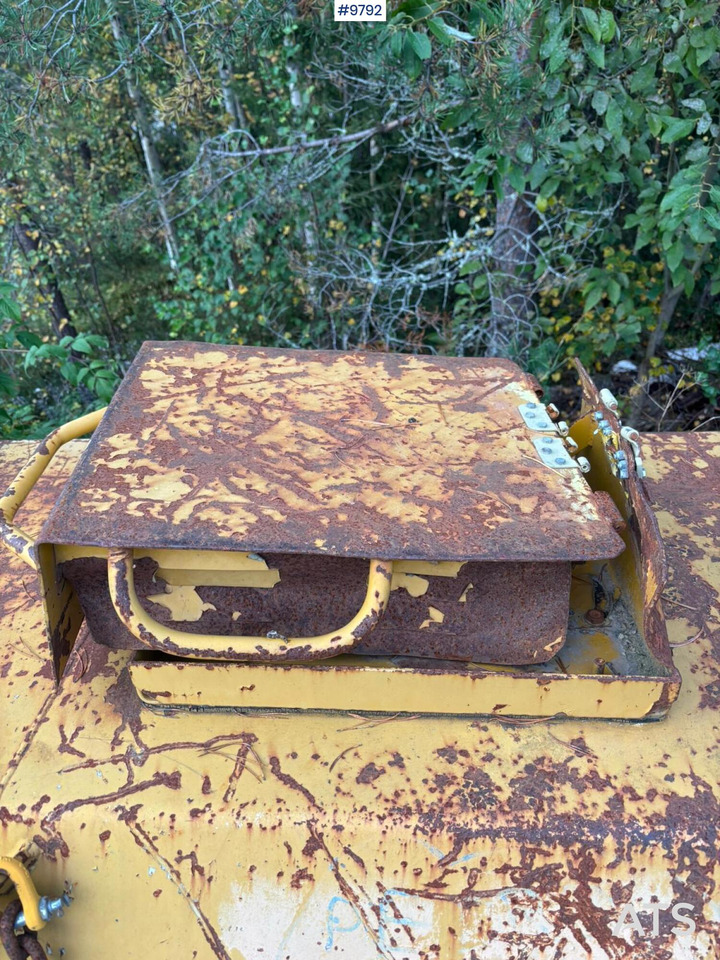 J-O Fherm Dumper Farm Tank 1500 L - Gradbena oprema: slika 4 J-O Fherm Dumper Farm Tank 1500 L - Gradbena oprema: slika 4