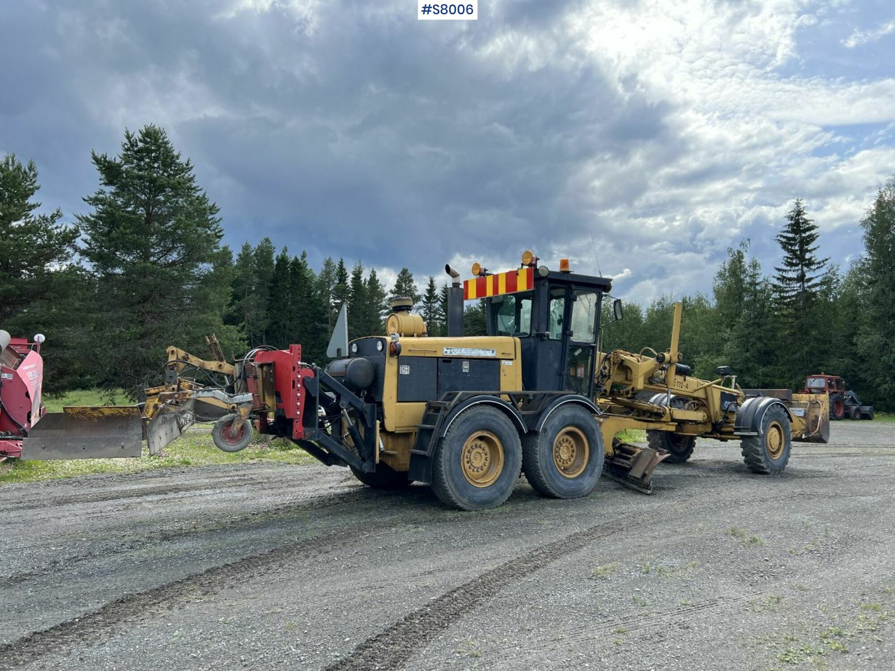 John Deere 772-A Grader with Gravel Sorter, see video - Greder: slika 3 John Deere 772-A Grader with Gravel Sorter, see video - Greder: slika 3