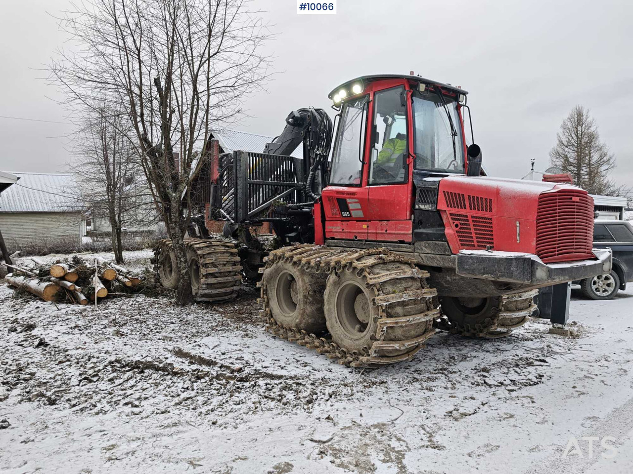 KOMATSU 865 Forwarder - Forvarder: slika 2 KOMATSU 865 Forwarder - Forvarder: slika 2