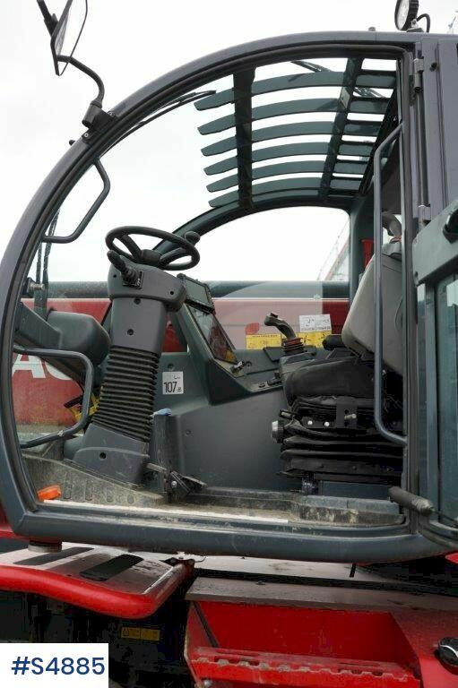 Magni RTH 6,30 SH-M/C Around turning telescopic loader - Teleskopski viličar: slika 3 Magni RTH 6,30 SH-M/C Around turning telescopic loader - Teleskopski viličar: slika 3